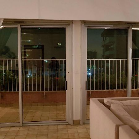 דואלה F4 Appartement Bonanjo מראה חיצוני תמונה