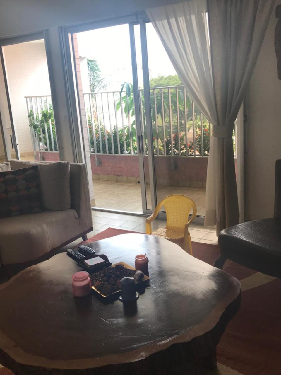 דואלה F4 Appartement Bonanjo מראה חיצוני תמונה