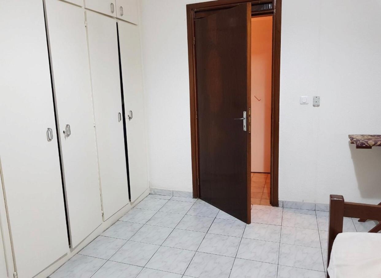 דואלה F4 Appartement Bonanjo מראה חיצוני תמונה