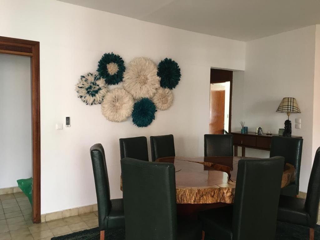 דואלה F4 Appartement Bonanjo מראה חיצוני תמונה